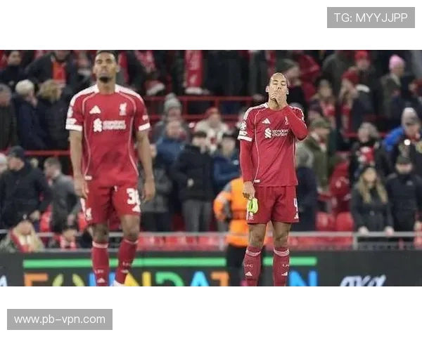 埃因霍温队长回应争议轻推范戴克称其身材高大应能承受