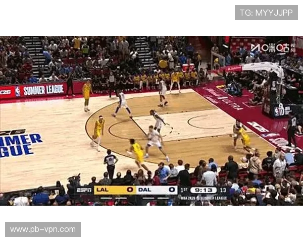 弗拉格强调球队进攻潜力巨大提出后卫线掩护打错位策略